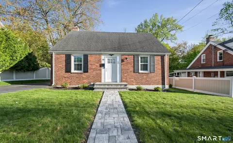 81 Birge Rd, Bristol, CT 06010