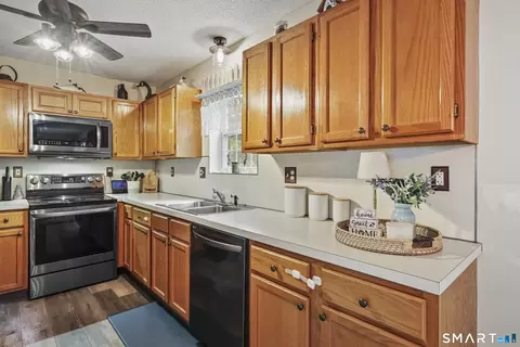Kitchen - 428 Washington St, Bristol, CT 06010 photo 1 of 5