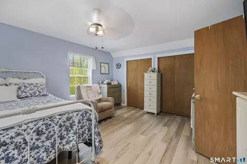 Bedroom - 428 Washington St, Bristol, CT 06010 photo 5 of 6
