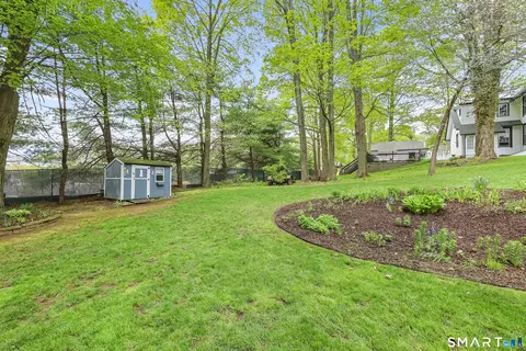 Exterior - 428 Washington St, Bristol, CT 06010 photo 11 of 12