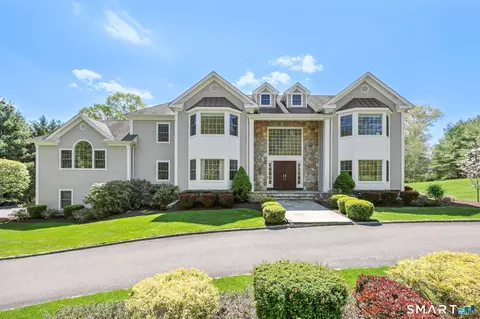 12 Woodbine Way, Stamford, CT 06903