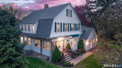 1376 Hope St, Stamford, CT 06907