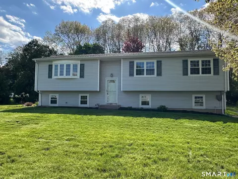 30 Malcein Dr, Southington, CT 06489