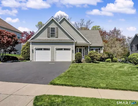 112 Ensign Dr, Mystic, CT 06355
