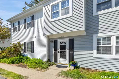 93 Park Ave #1703, Danbury, CT 06810