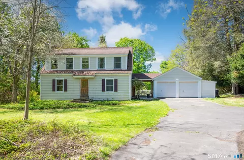 30 Whisconier Rd, Brookfield, CT 06804