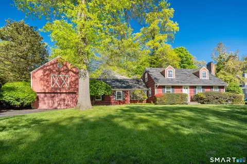 17 Briar Brae Rd, Darien, CT 06820