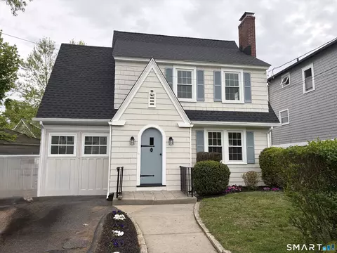 10 Elliott St, Norwalk, CT 06855