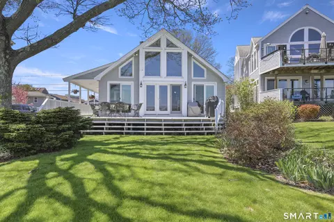 56 Jupiter Point Rd, Groton, CT 06340