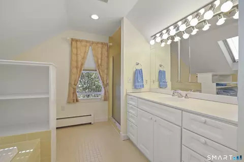 Bath - 56 Jupiter Point Rd, Groton, CT 06340 photo 3 of 3