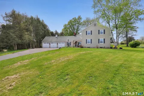 72 Old Post Rd, Wethersfield, CT 06109