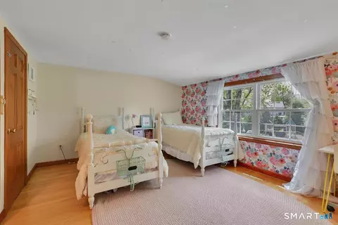 Bedroom - 72 Old Post Rd, Wethersfield, CT 06109 photo 3 of 6