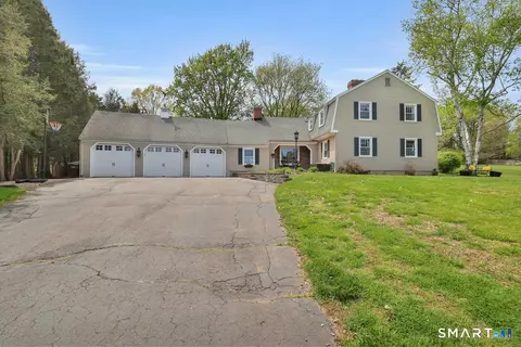72 Old Post Rd, Wethersfield, CT 06109