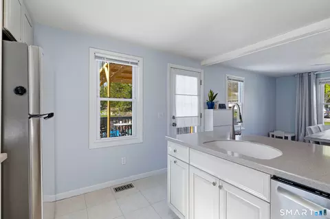 Kitchen - 1 Highview Ter, Ledyard, CT 06339 photo 3 of 4