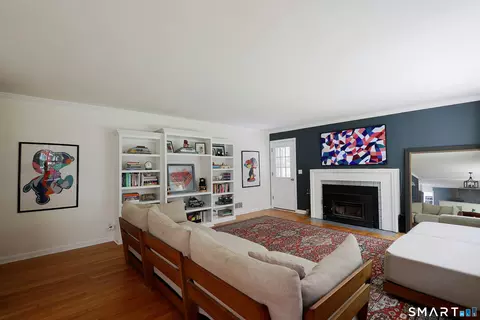 Living - 39 Seventy Acre Rd, Redding, CT 06896 photo 3 of 4