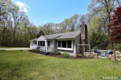 Exterior - 39 Seventy Acre Rd, Redding, CT 06896 photo 2 of 16