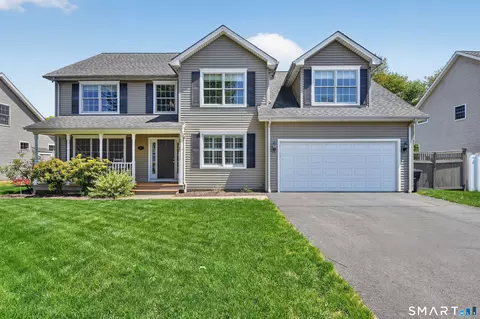 40 Zurko Farm Rd, Milford, CT 06461