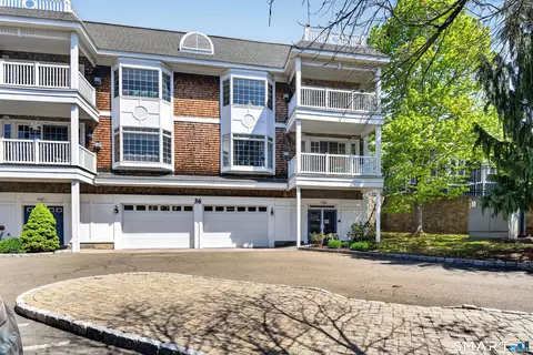 36 Shipyard Ln #C, Milford, CT 06460