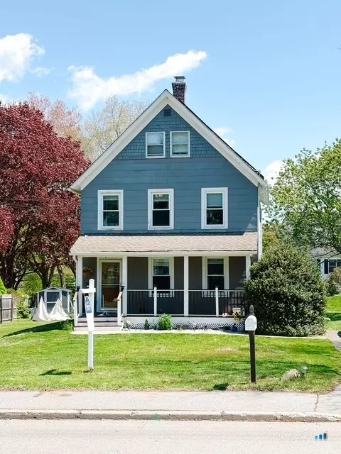 599 Vauxhall St Ext, Waterford, CT 06385