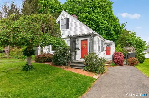 10-12 Garden St, Farmington, CT 06032