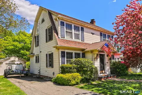 108 Hurd Ave, Stratford, CT 06614