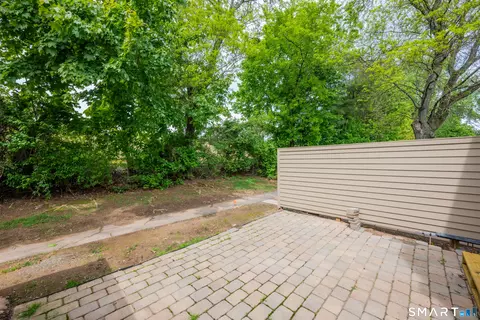 Exterior - 185 Spring St #185, Wethersfield, CT 06109 photo 7 of 9