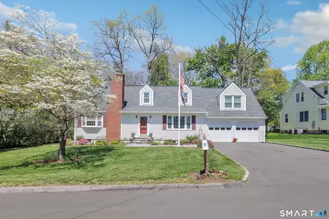 58 Colony Ave, Trumbull, CT 06611