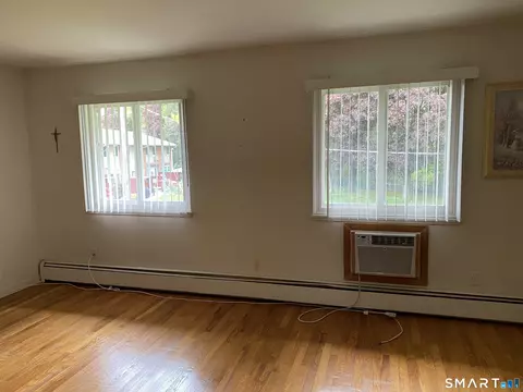 Living - 107 Centerbrook Rd, Hamden, CT 06518 photo 4 of 4