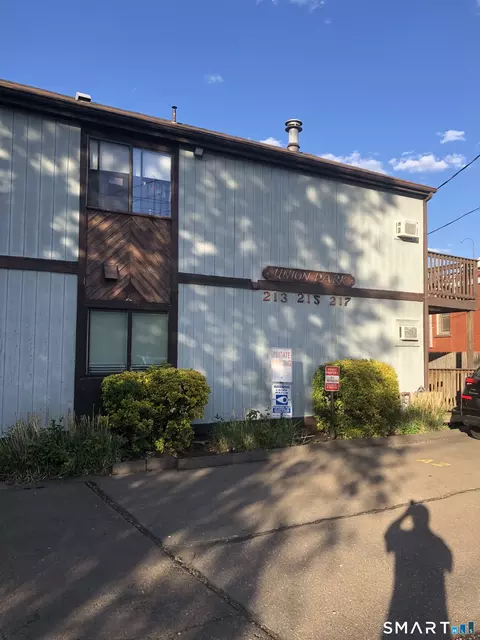 213 Union Ave #A2, West Haven, CT 06516