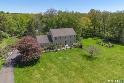 9 Cemetery Rd, Newtown, CT 06470