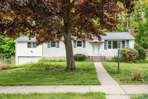 103 Farview Dr, Cheshire, CT 06410