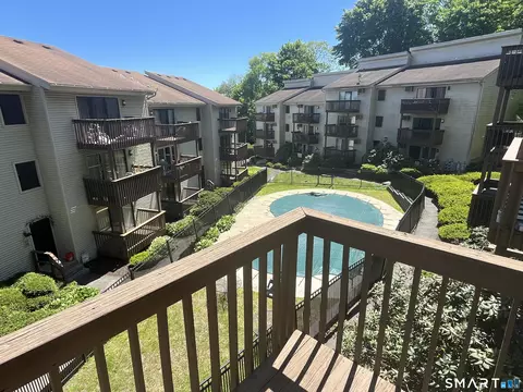 38 Padanaram Ave #35, Danbury, CT 06811