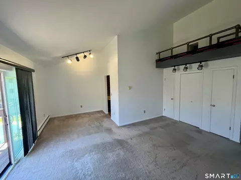 38 Padanaram Ave #35, Danbury, CT 06811