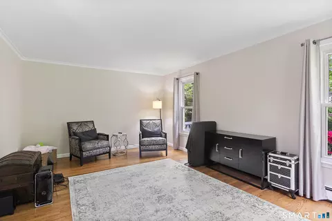 Living - 3 Cherokee Dr, Brookfield, CT 06804 photo 1 of 5
