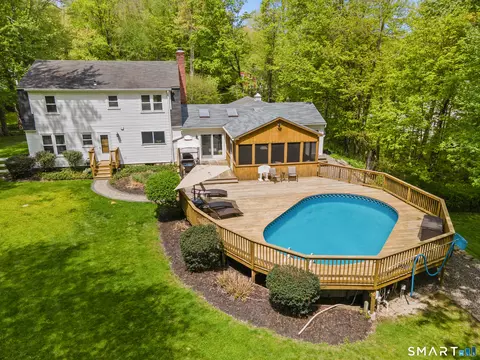 Exterior - 3 Cherokee Dr, Brookfield, CT 06804 photo 6 of 11