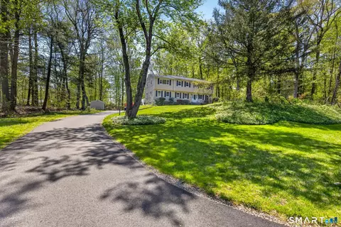 482 Luba Dr, Orange, CT 06477