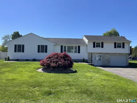 32 Cloverdale Rd, Southington, CT 06489