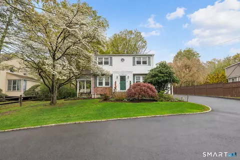 255 Huntington St, Shelton, CT 06484