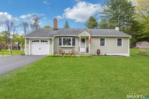 5 Sand Pit Rd, New Milford, CT 06776