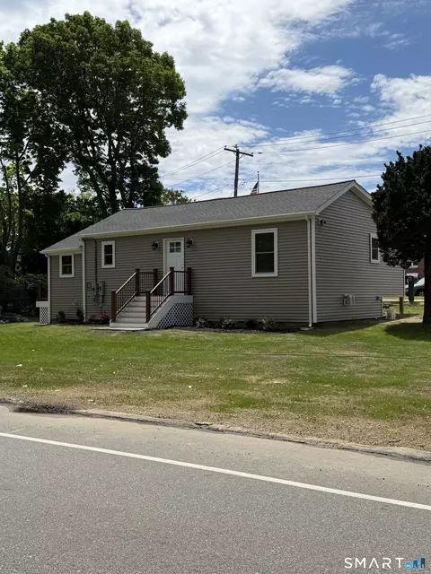 233 Chapel St, Milford, CT 06460