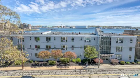 184 Pequot Ave #303, New London, CT 06320