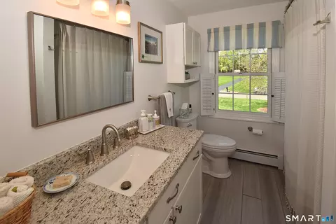 Bath - 30 Michael Ln, Suffield, CT 06078 photo 4 of 4