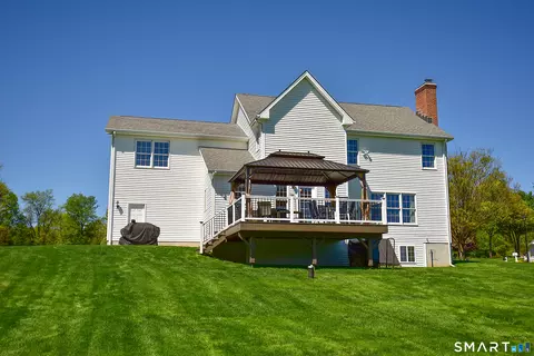Exterior - 30 Michael Ln, Suffield, CT 06078 photo 7 of 7