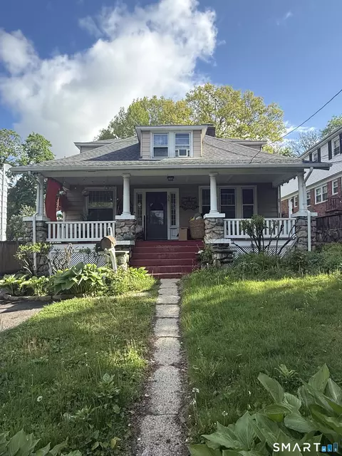38 Mead St, Stamford, CT 06907