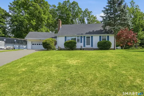 40 Royal Oak Rd, New Britain, CT 06053