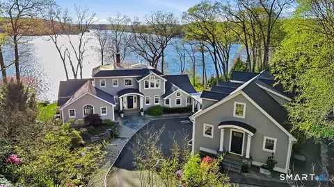 77 Joshua Ln, Lyme, CT 06371