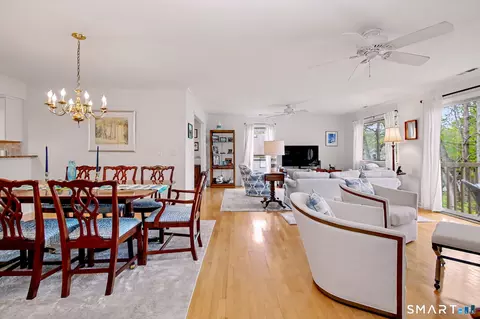 500 River Rd #3, Greenwich, CT 06807
