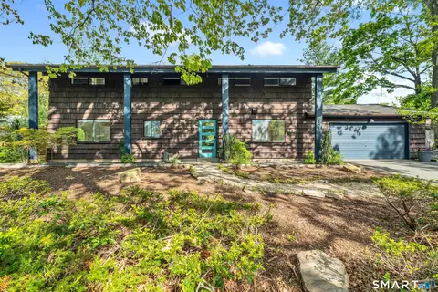 Exterior - 841 Prospect St, Hamden, CT 06517 photo 4 of 4