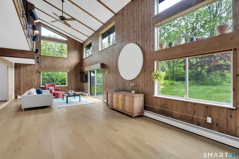 Living - 841 Prospect St, Hamden, CT 06517 photo 5 of 8