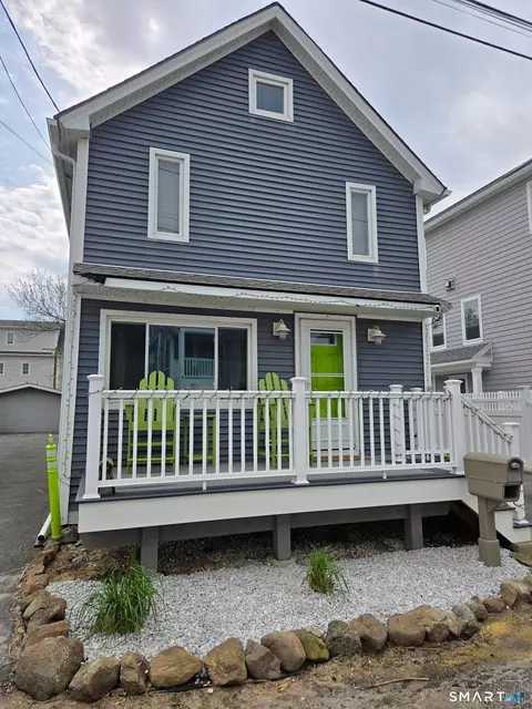 11 Waterbury Ave, Milford, CT 06460